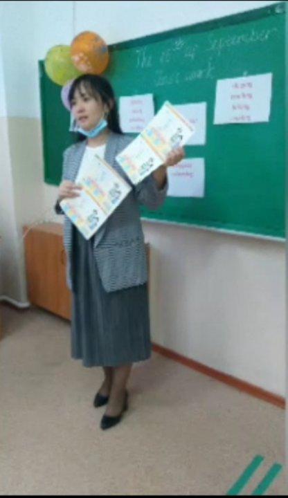 Орыс тілі мен ағылшын апталығы