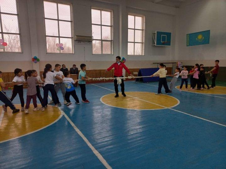 Қызықты эстафета...